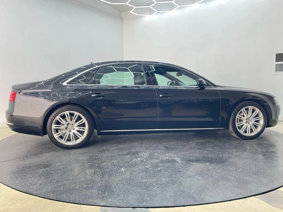 2011 Audi D4 A8 - Image 3 of 21