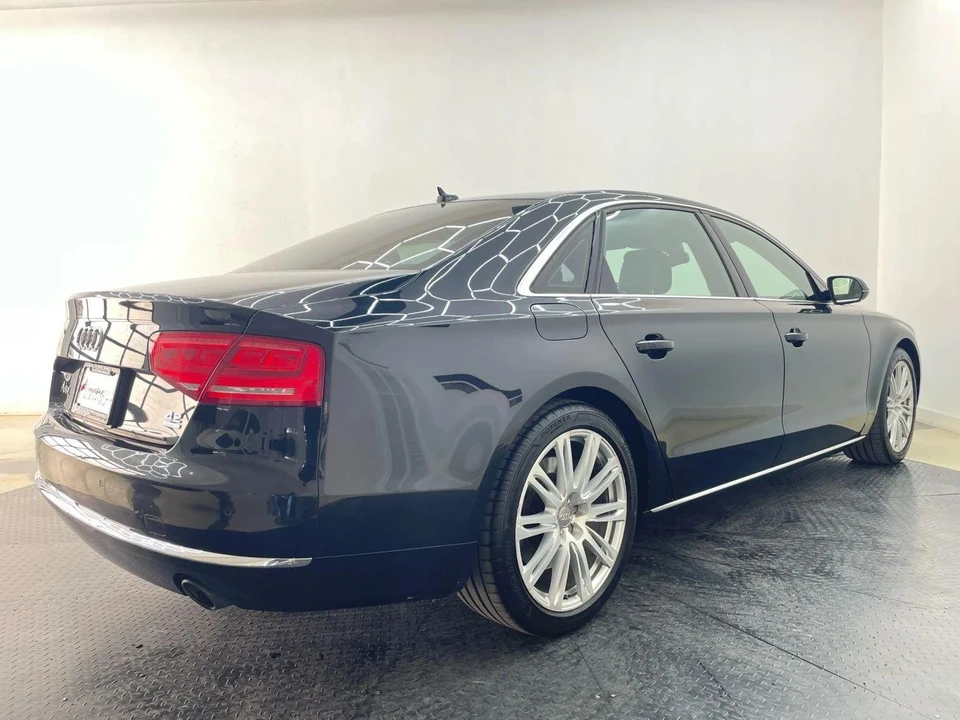 2011 Audi D4 A8 - Image 4 of 21