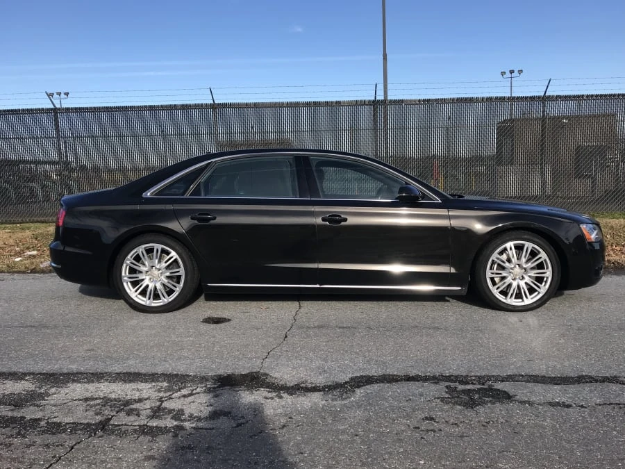 2011 Audi D4 A8 - Image 4 of 5