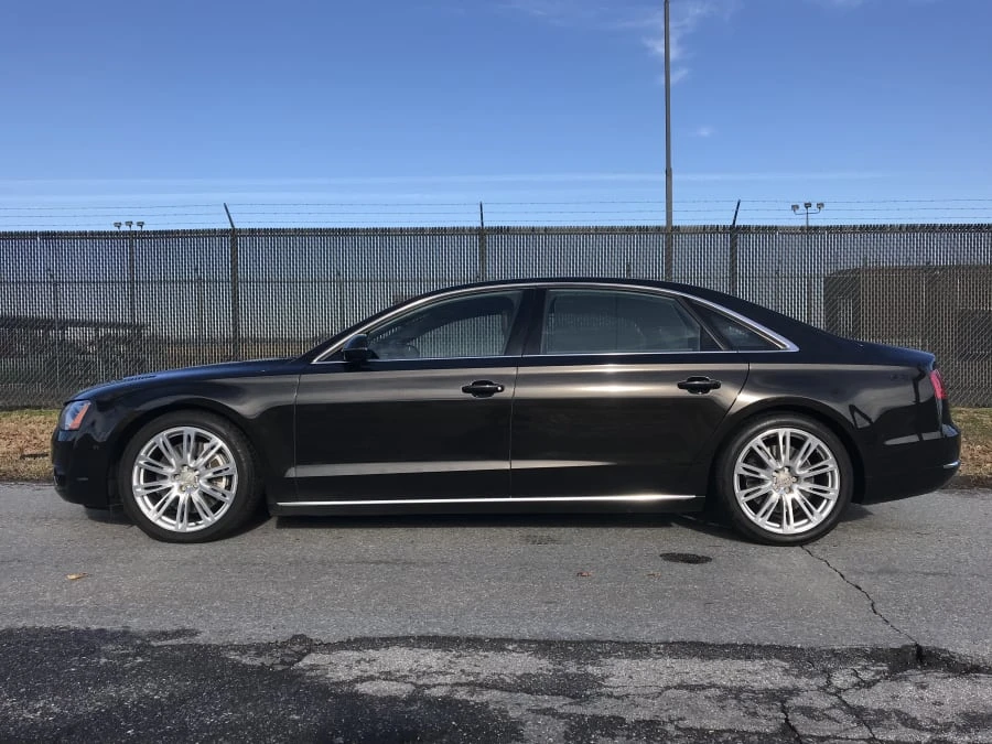 2011 Audi D4 A8 - Image 2 of 5