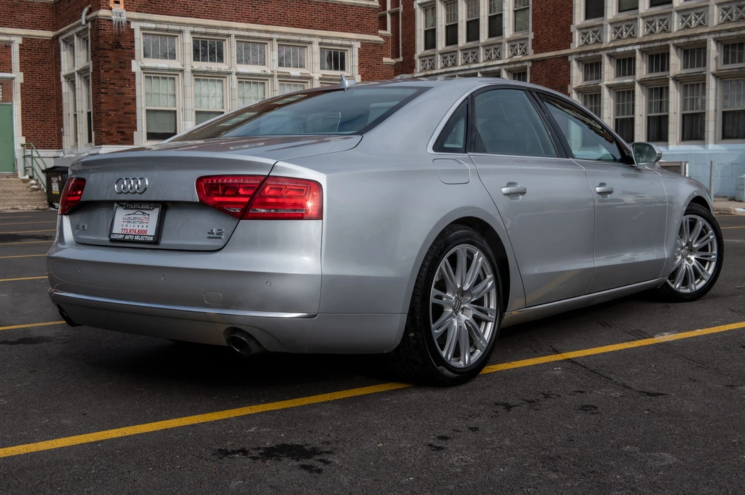 2011 Audi D4 A8 - Image 16 of 31