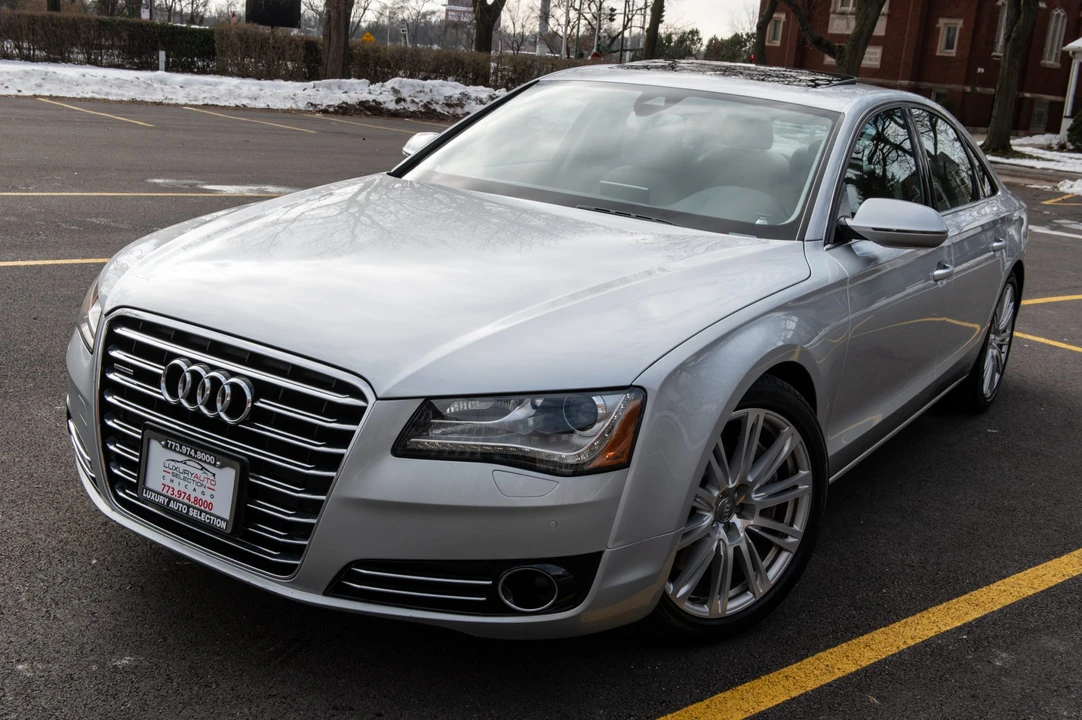 2011 Audi D4 A8 - Image 4 of 31