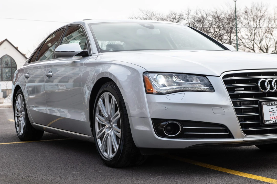 2011 Audi D4 A8 - Image 25 of 31