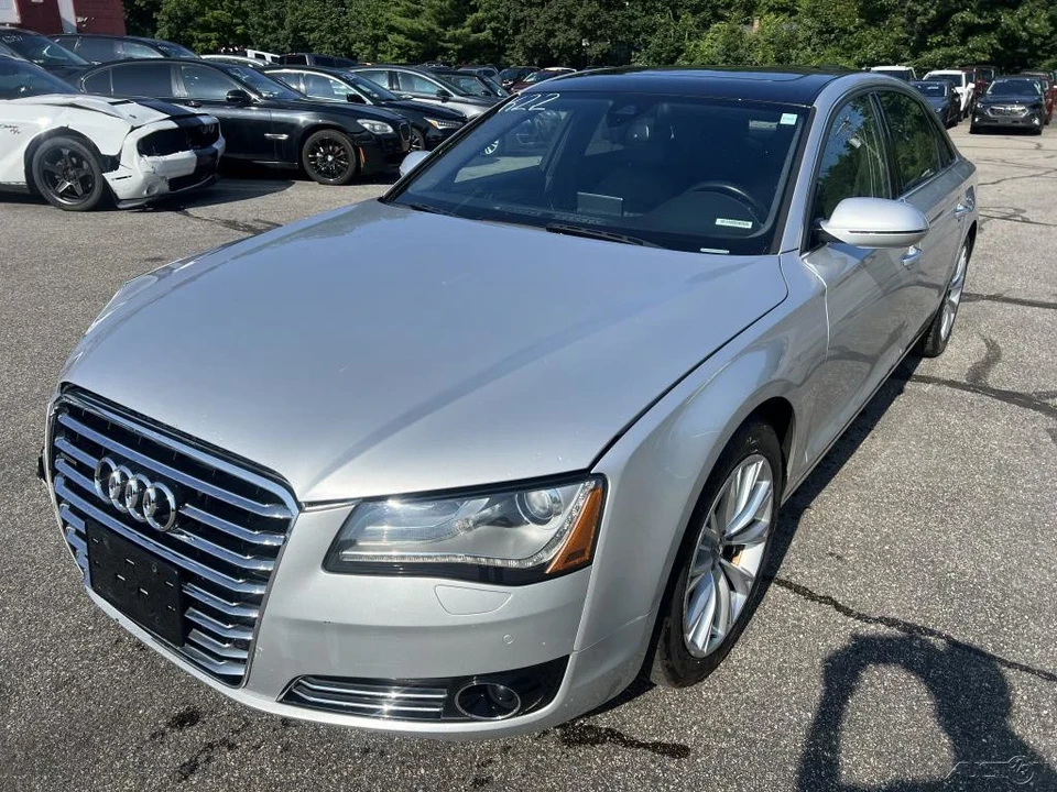 2011 Audi D4 A8 - Image 10 of 12