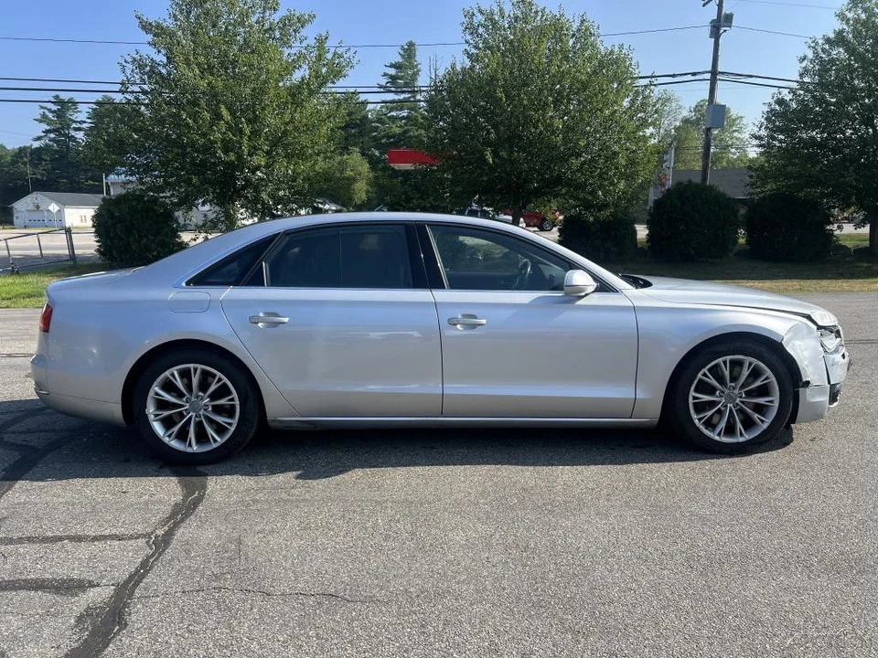 2011 Audi D4 A8 - Image 2 of 12