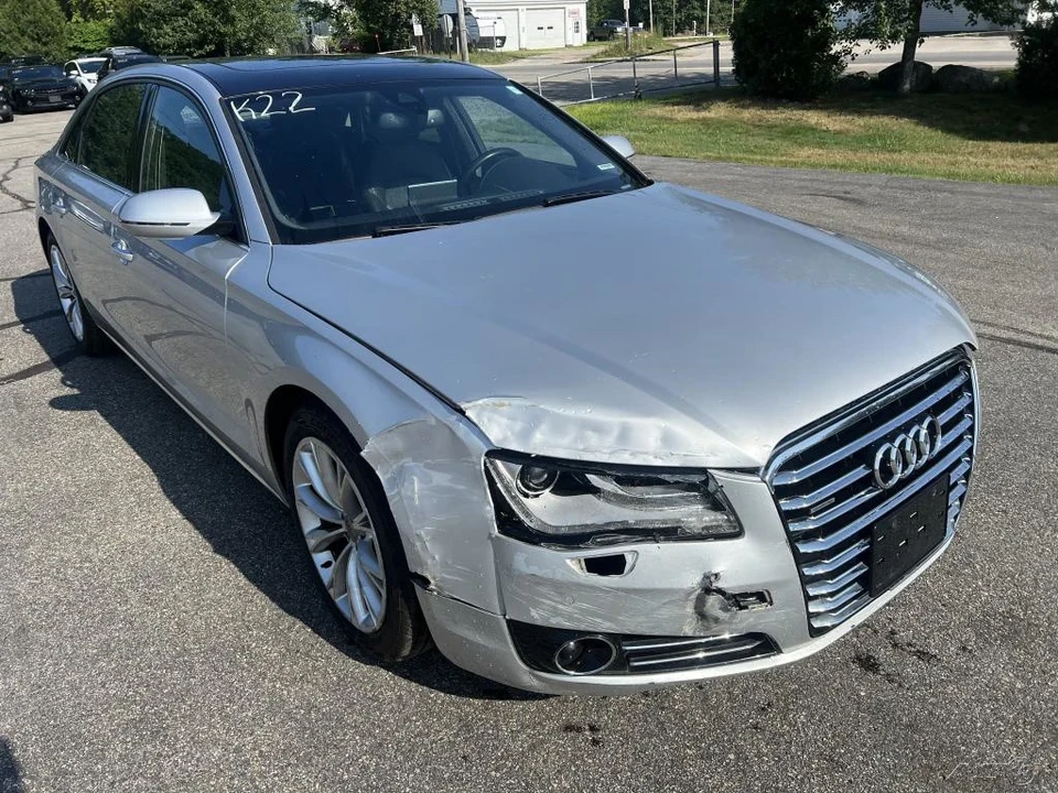 2011 Audi D4 A8 - Image 9 of 12