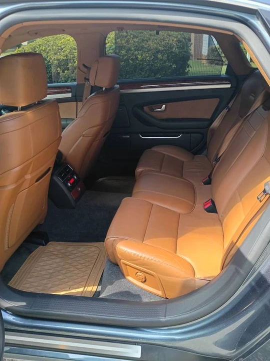 2011 Audi D4 A8 - Image 7 of 7
