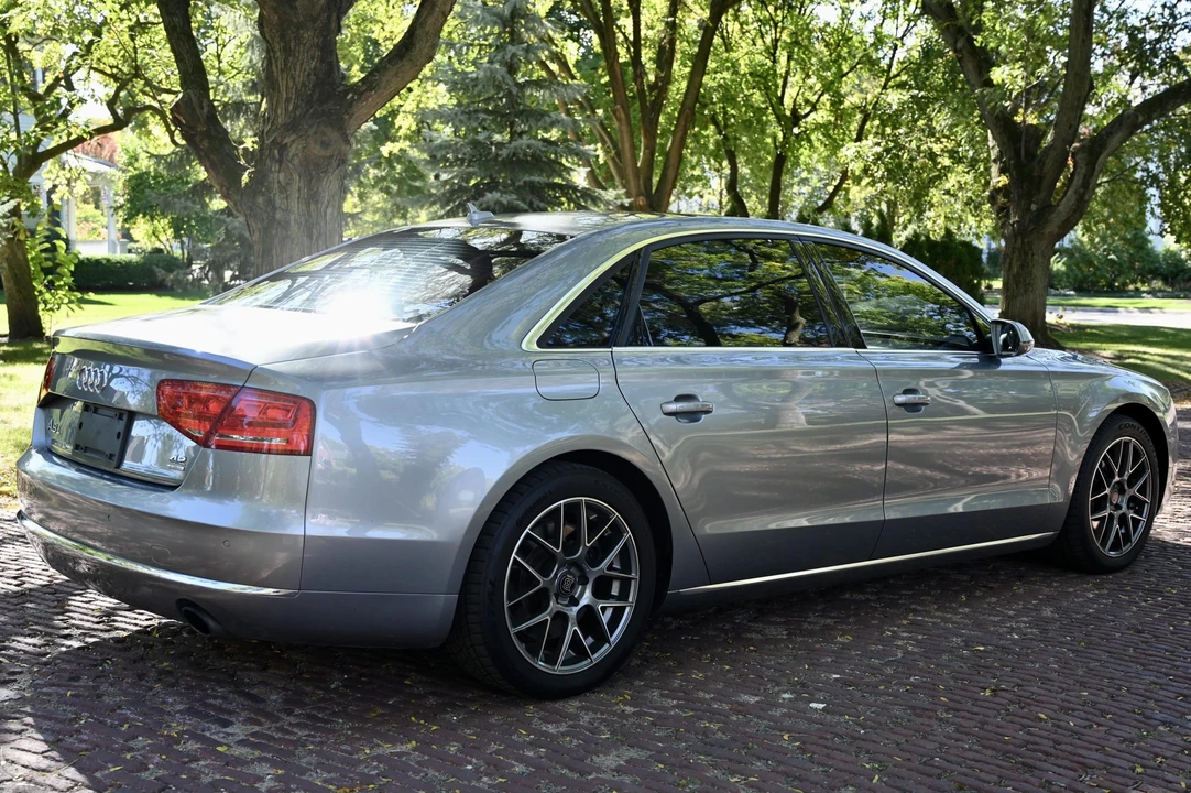 2011 Audi D4 A8 - Image 11 of 31