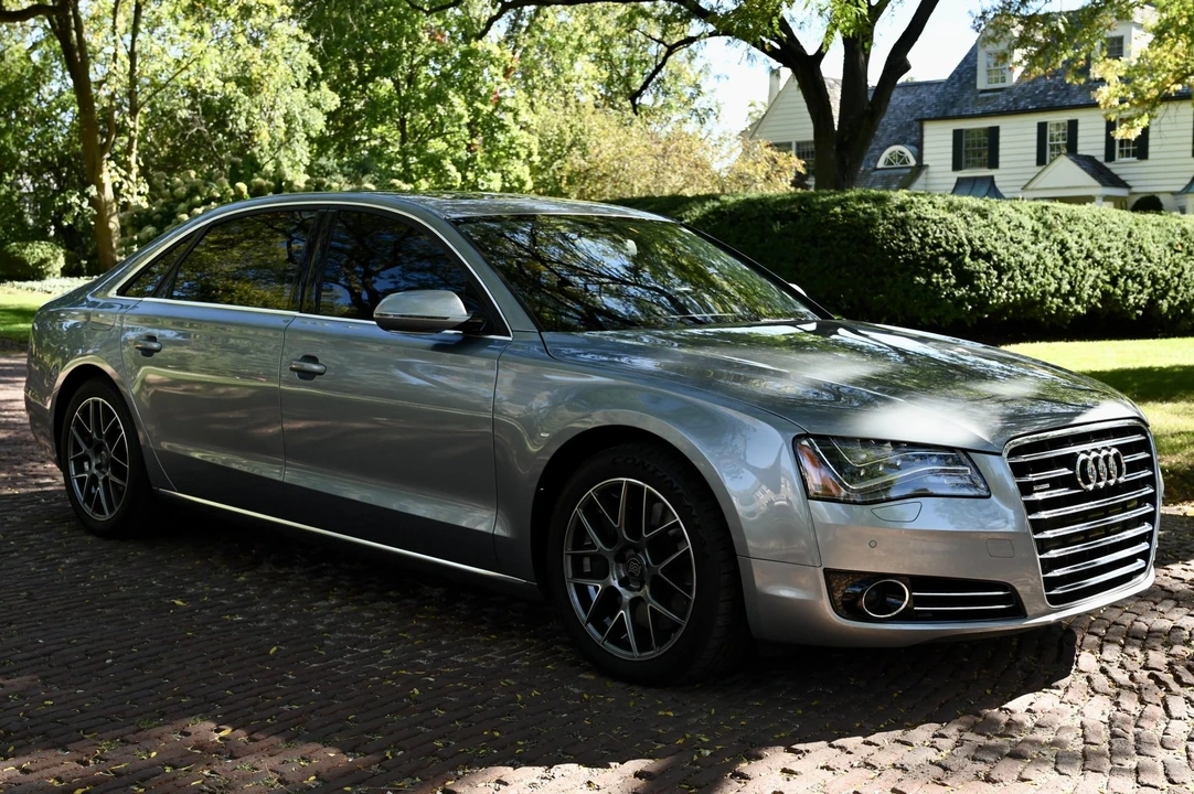 2011 Audi D4 A8 - Image 13 of 31