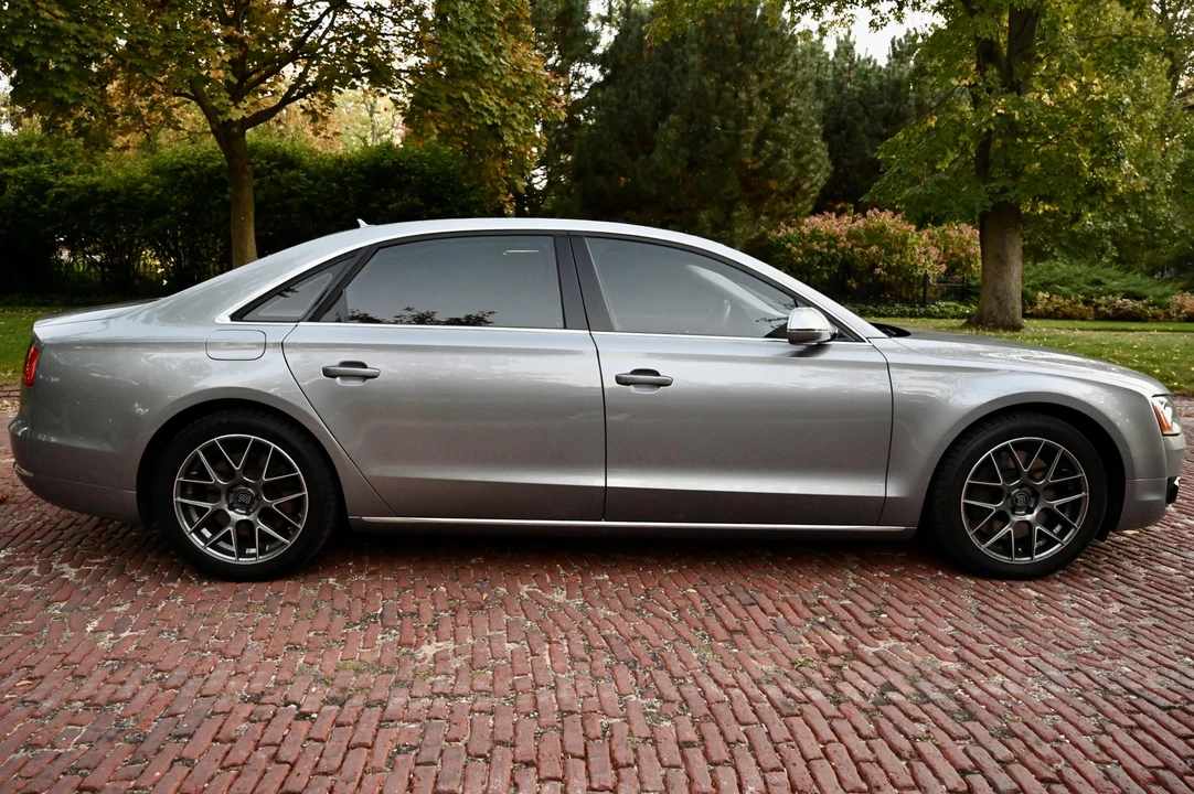 2011 Audi D4 A8 - Image 12 of 31