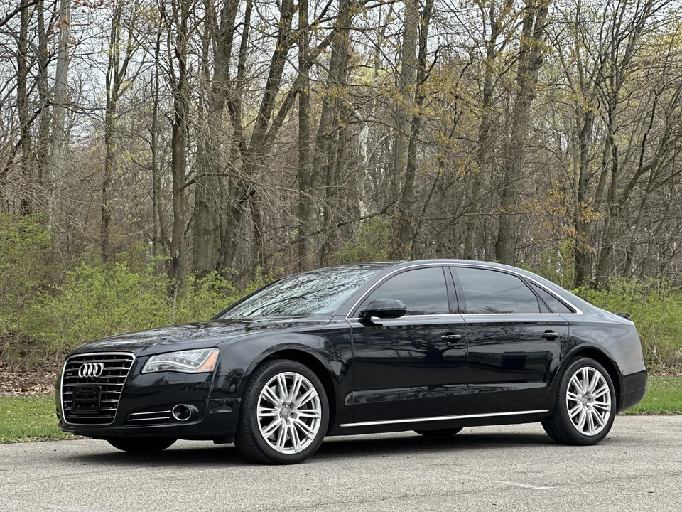 2011 Audi D4 A8 - Image 5 of 31