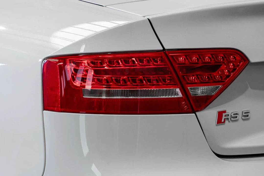 2011 Audi B8 RS5 - Image 27 of 31
