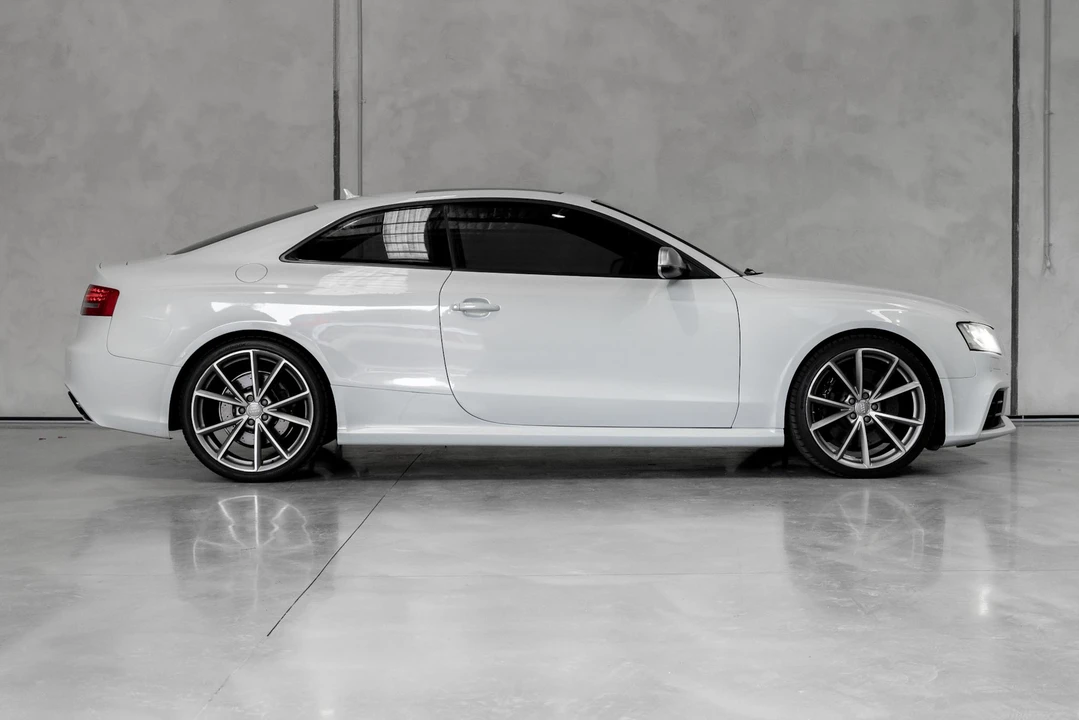 2011 Audi B8 RS5 - Image 8 of 31