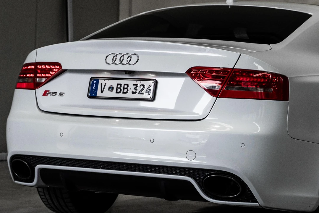 2011 Audi B8 RS5 - Image 14 of 31
