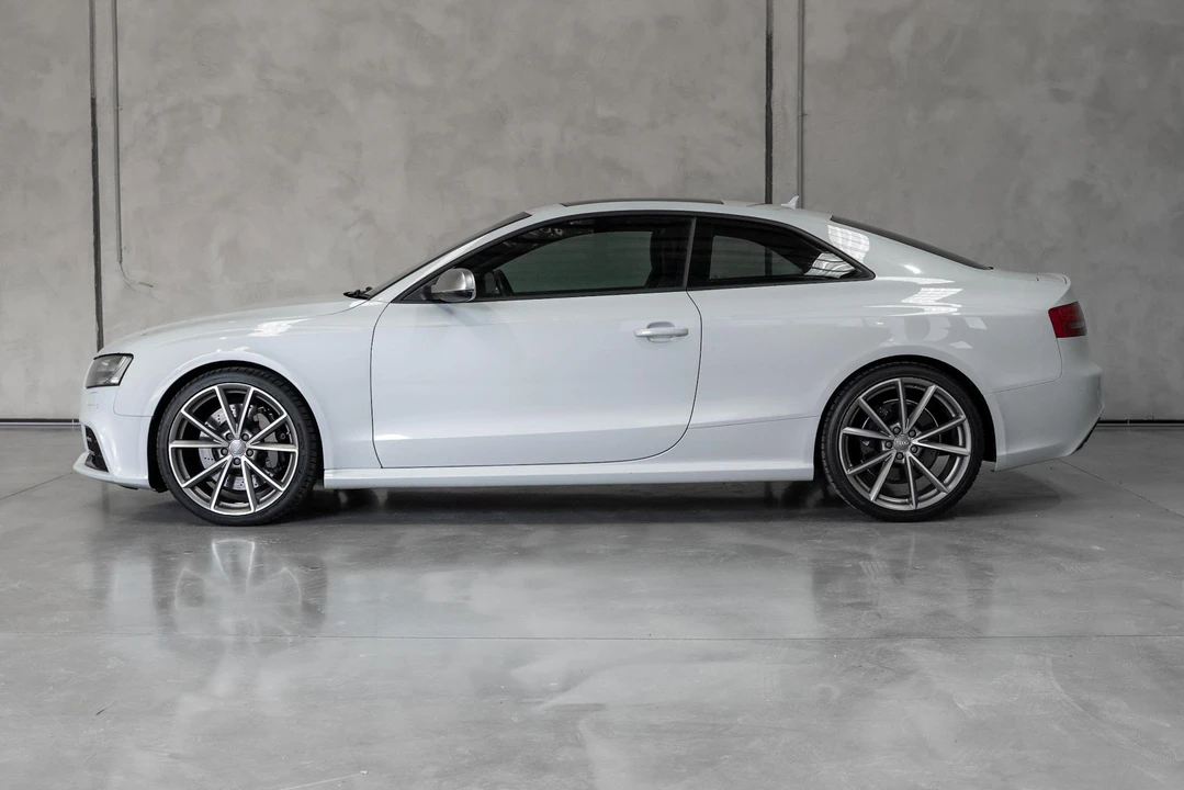 2011 Audi B8 RS5 - Image 4 of 31