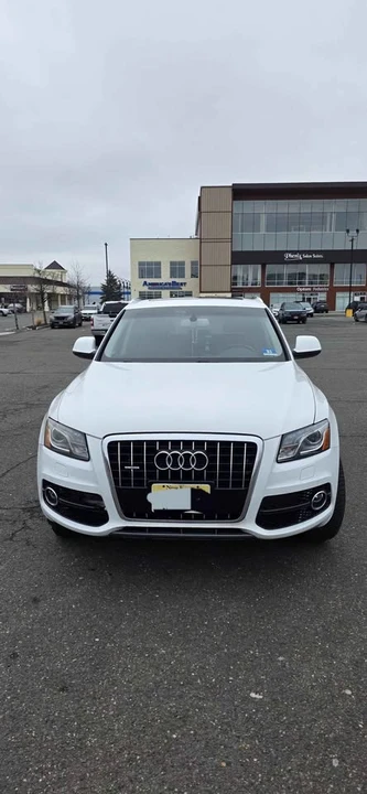 2011 Audi 8R Q5 - Image 2 of 7