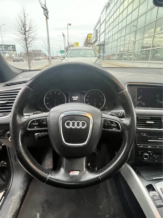 2011 Audi 8R Q5 - Image 8 of 20