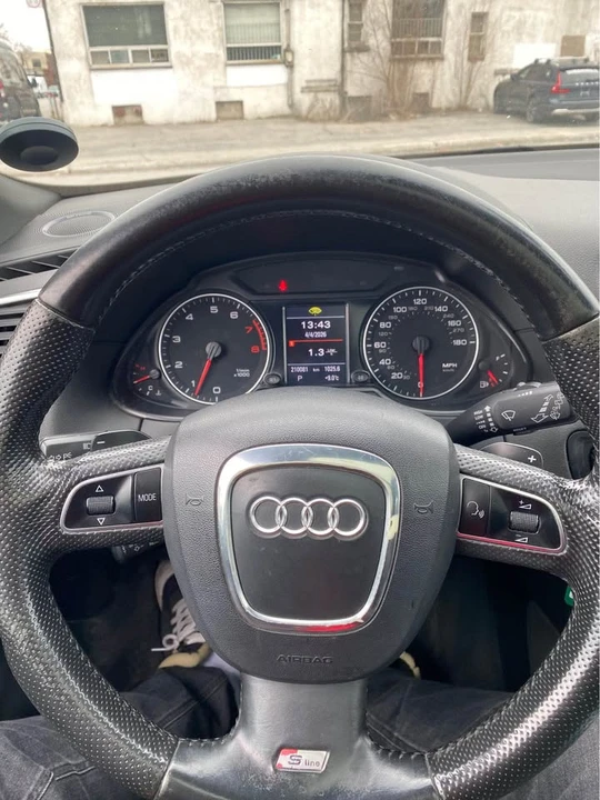 2011 Audi 8R Q5 - Image 10 of 20