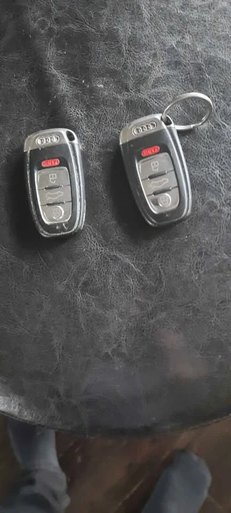 2011 Audi 8R Q5 - Image 4 of 4