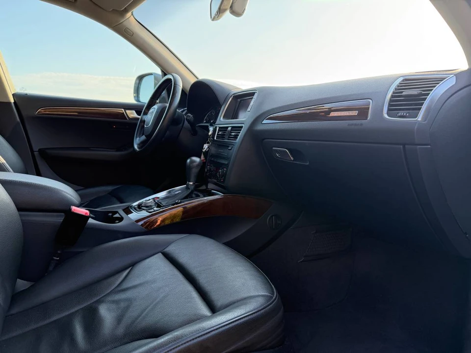 2011 Audi 8R Q5 - Image 13 of 18