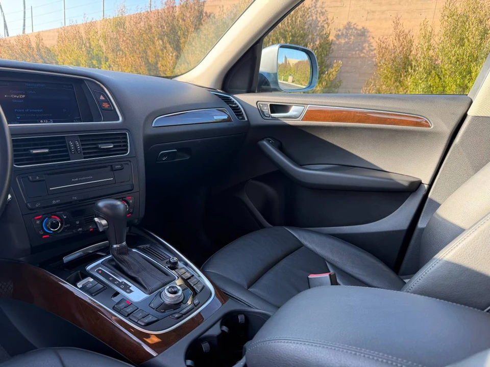 2011 Audi 8R Q5 - Image 11 of 18