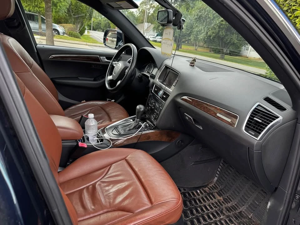 2011 Audi 8R Q5 - Image 2 of 5