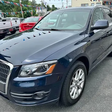 2011 Audi Q5 2.0T Premium Plus