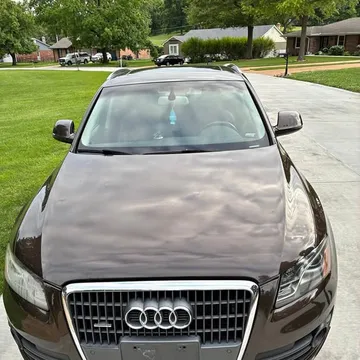 2011 Audi Q5 2.0T Premium Plus Sport Utility 4D