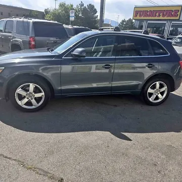 2011 Audi Q5 2.0T Premium Plus Sport Utility 4D