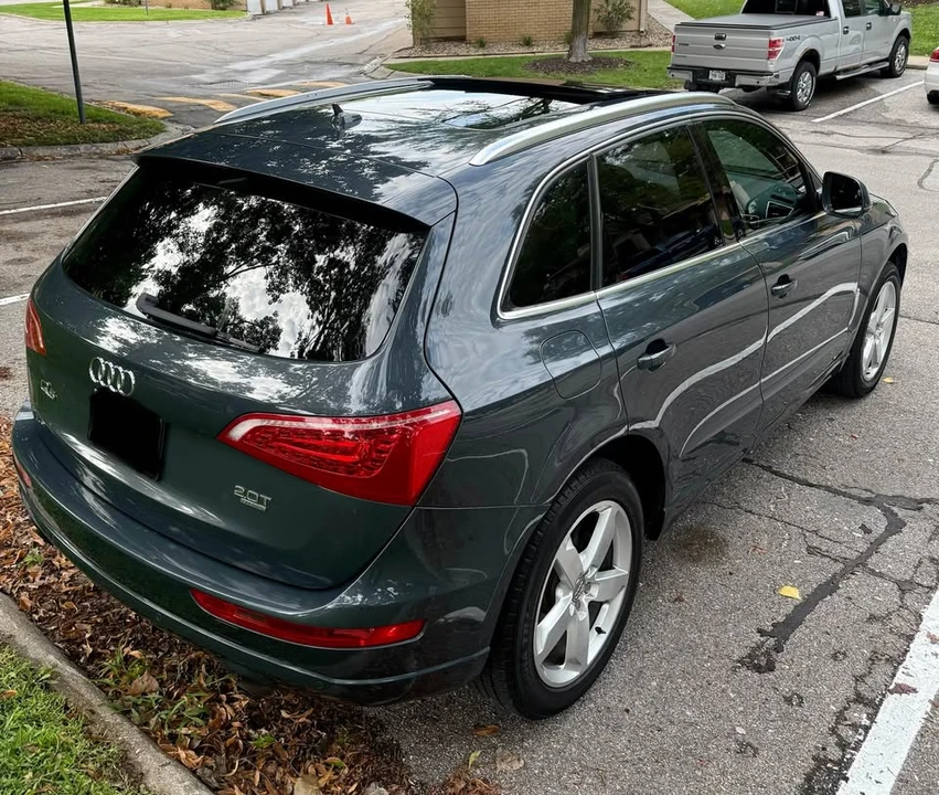 2011 Audi 8R Q5 - Image 2 of 20