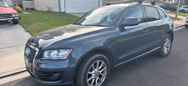 2011 Audi Q5 2.0T Premium Plus