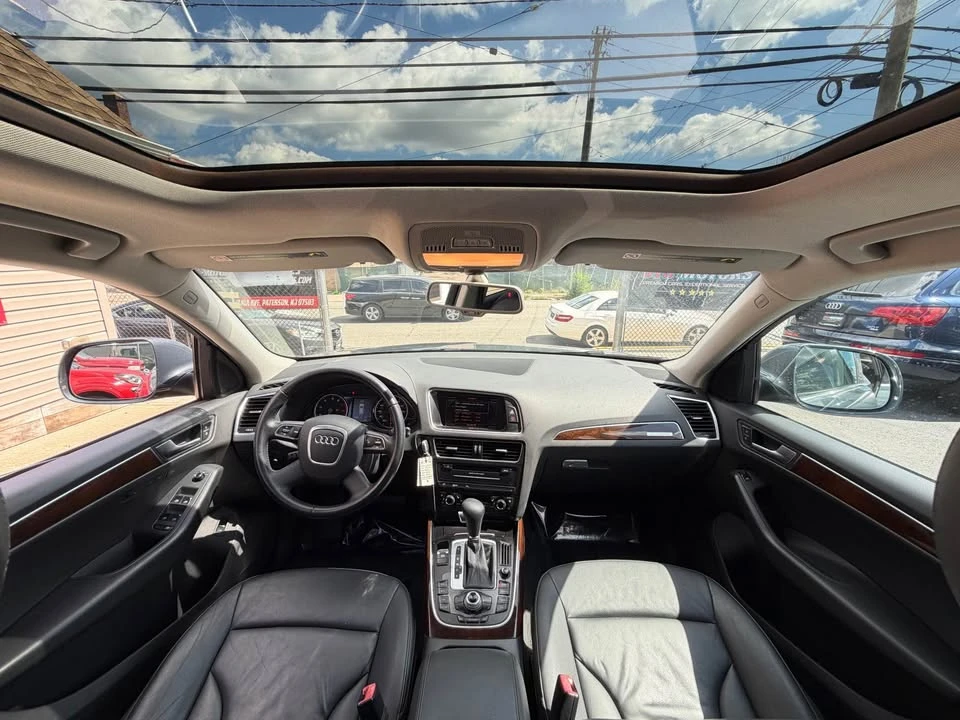 2011 Audi 8R Q5 - Image 10 of 20
