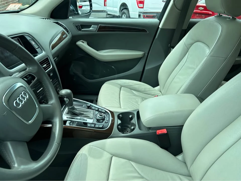 2011 Audi 8R Q5 - Image 7 of 10