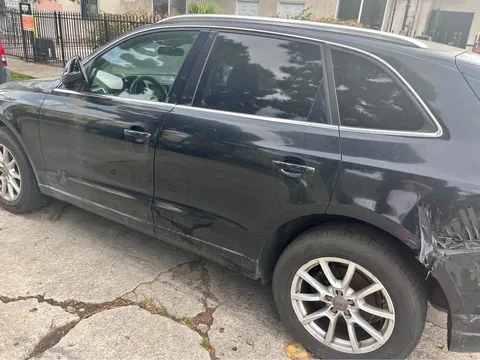 2011 Audi Q5 2.0T Premium Plus