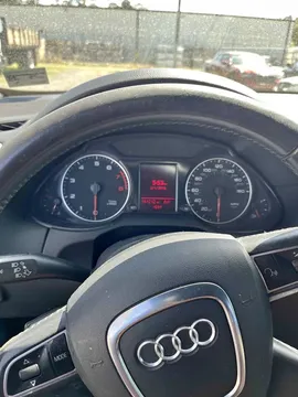 2011 Audi Q5 2.0T Premium Sport Utility 4D