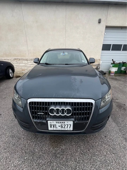 2011 Audi 8R Q5 - Image 2 of 16