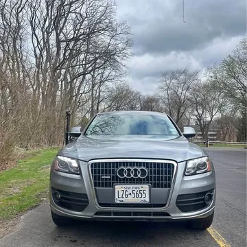 2011 Audi Q5 2.0T Premium