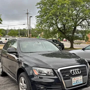 2011 Audi Q5 2.0T Premium