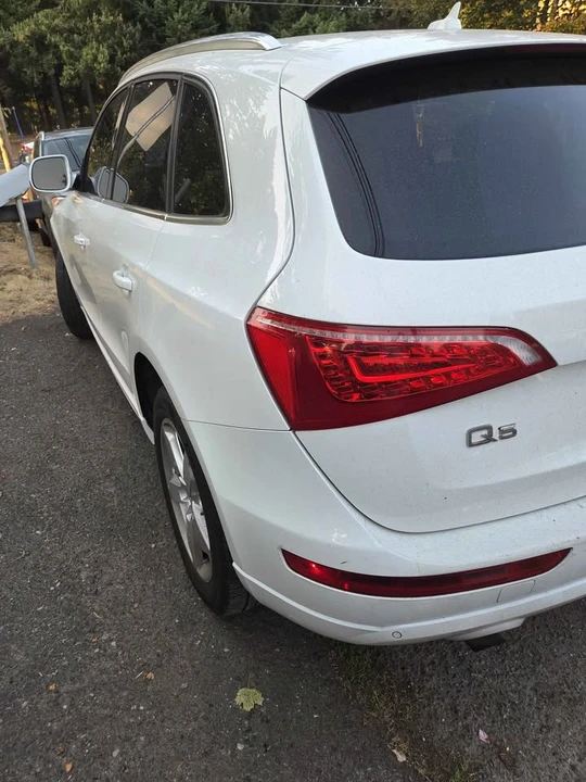 2011 Audi 8R Q5 - Image 3 of 6