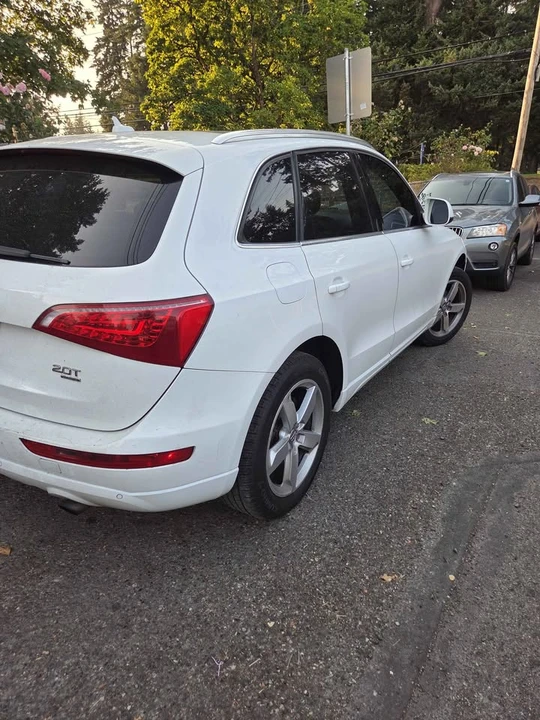 2011 Audi 8R Q5 - Image 2 of 6