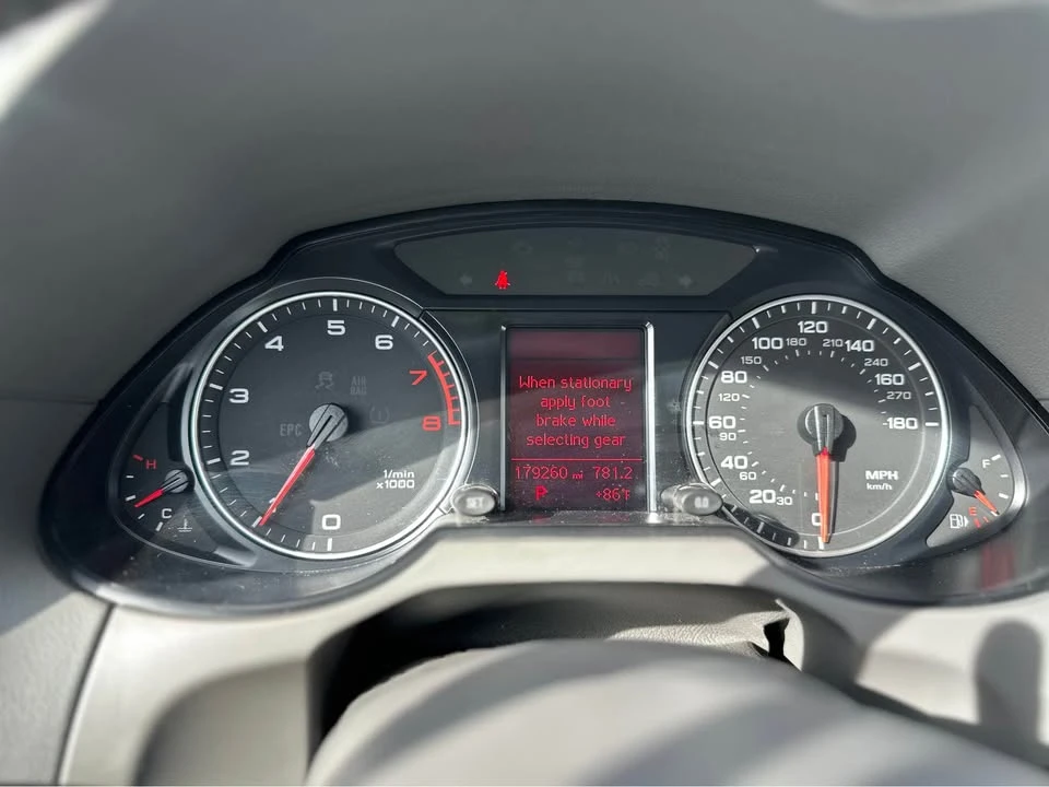 2011 Audi 8R Q5 - Image 18 of 18