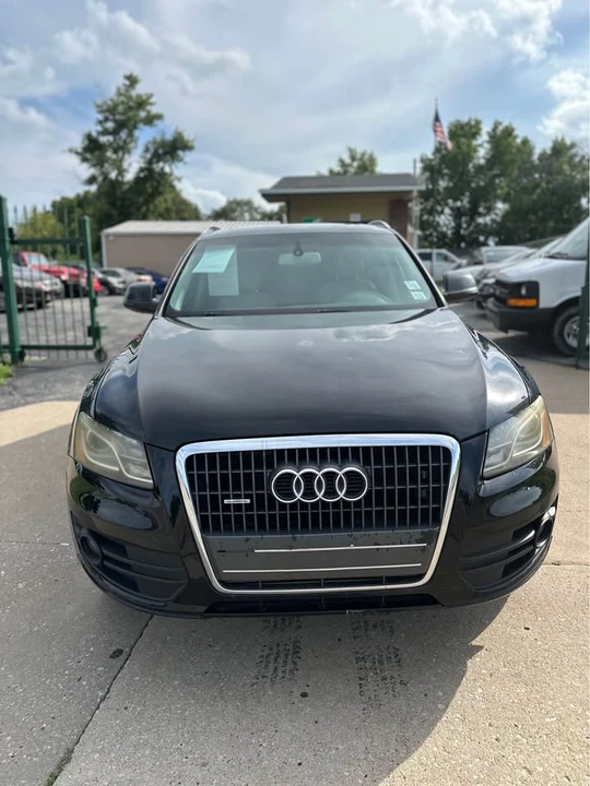 2011 Audi 8R Q5 - Image 2 of 18