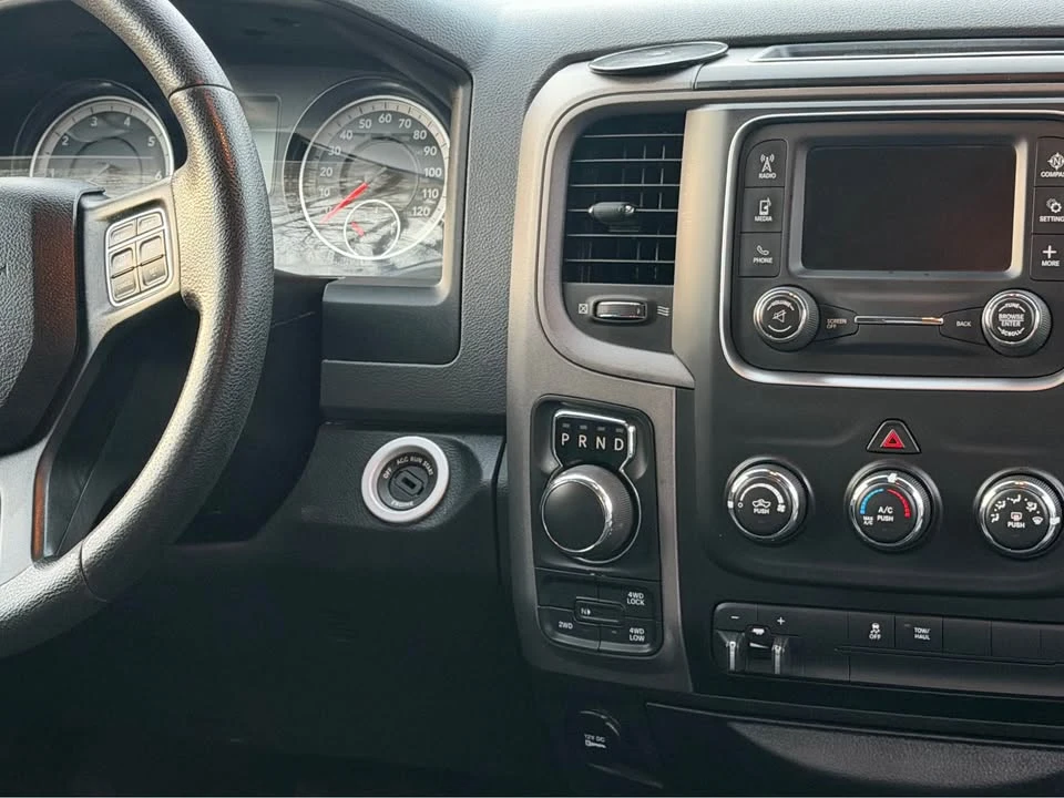 2011 Audi 8R Q5 - Image 2 of 13