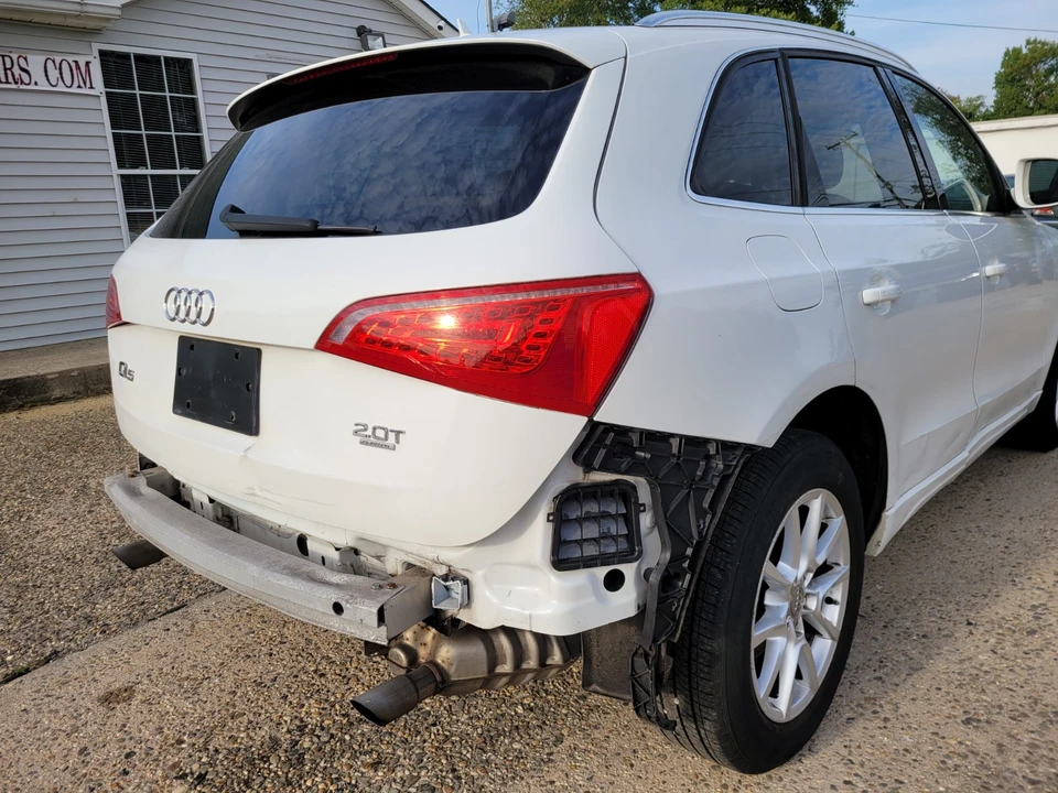 2011 Audi 8R Q5 - Image 15 of 21