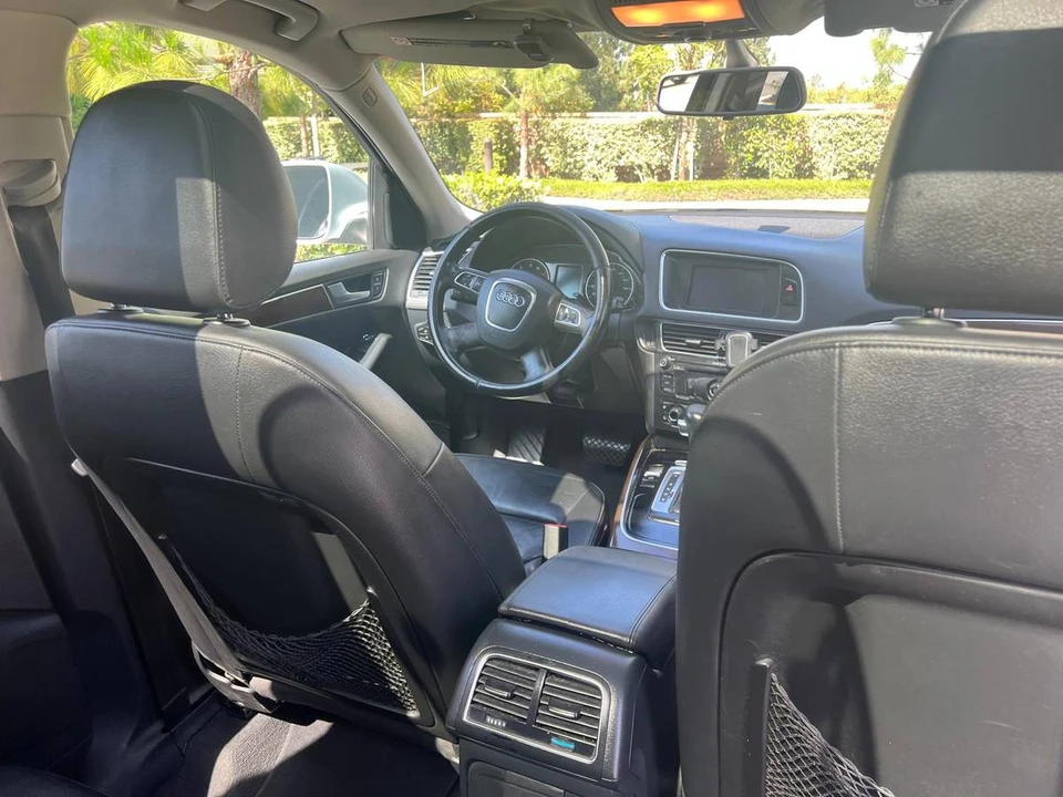 2011 Audi 8R Q5 - Image 10 of 10