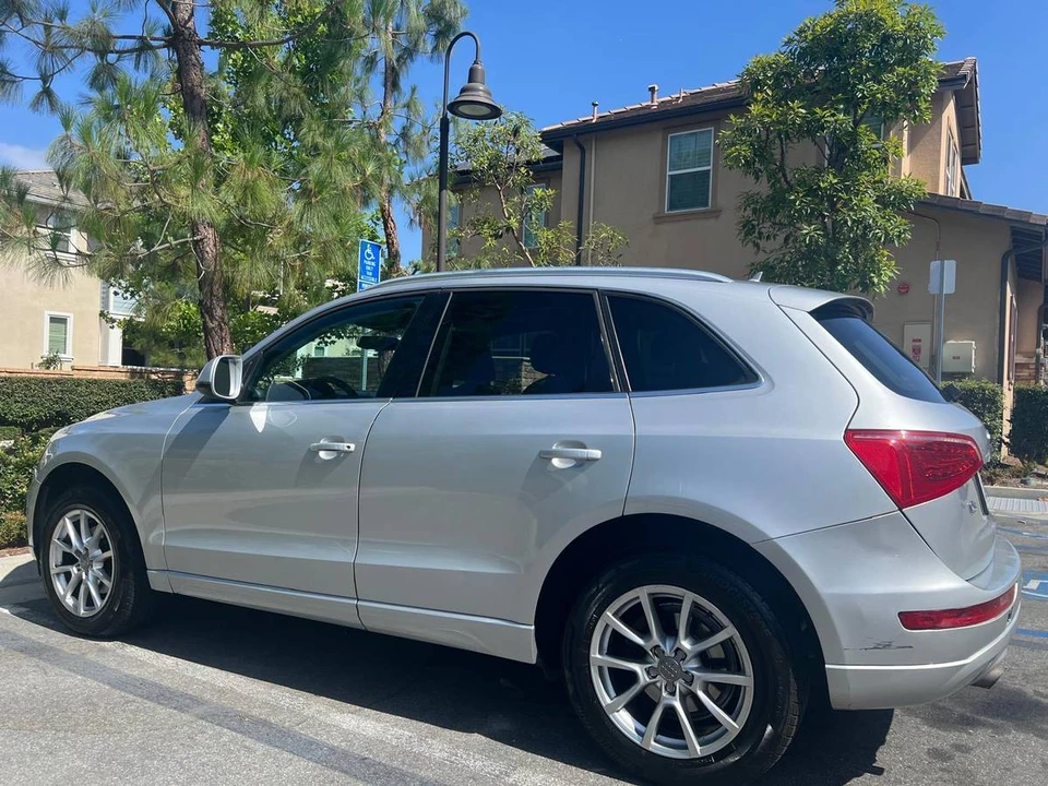2011 Audi 8R Q5 - Image 5 of 10