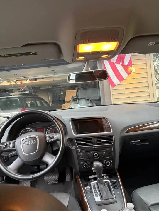 2011 Audi 8R Q5 - Image 7 of 11