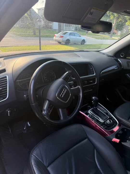 2011 Audi 8R Q5 - Image 13 of 14