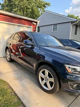 2011 Audi Q5 2.0T Quattro Premium
