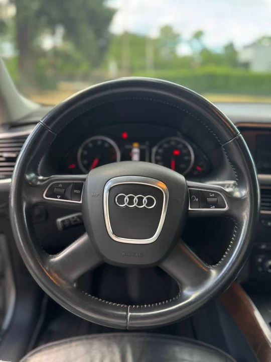 2011 Audi 8R Q5 - Image 6 of 15